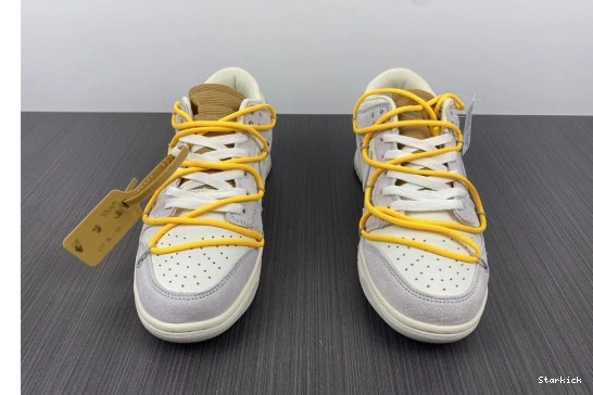 O-W DJ0950-109 39 Nike Low Dunk Lot 0306